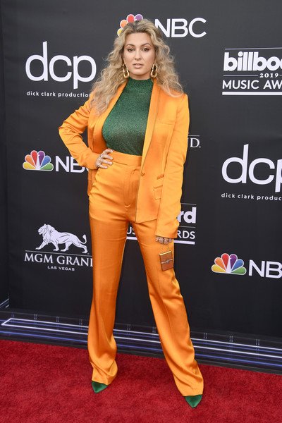 Tori Kelly en la Red Carpet de los Billboard Music Awards 2019