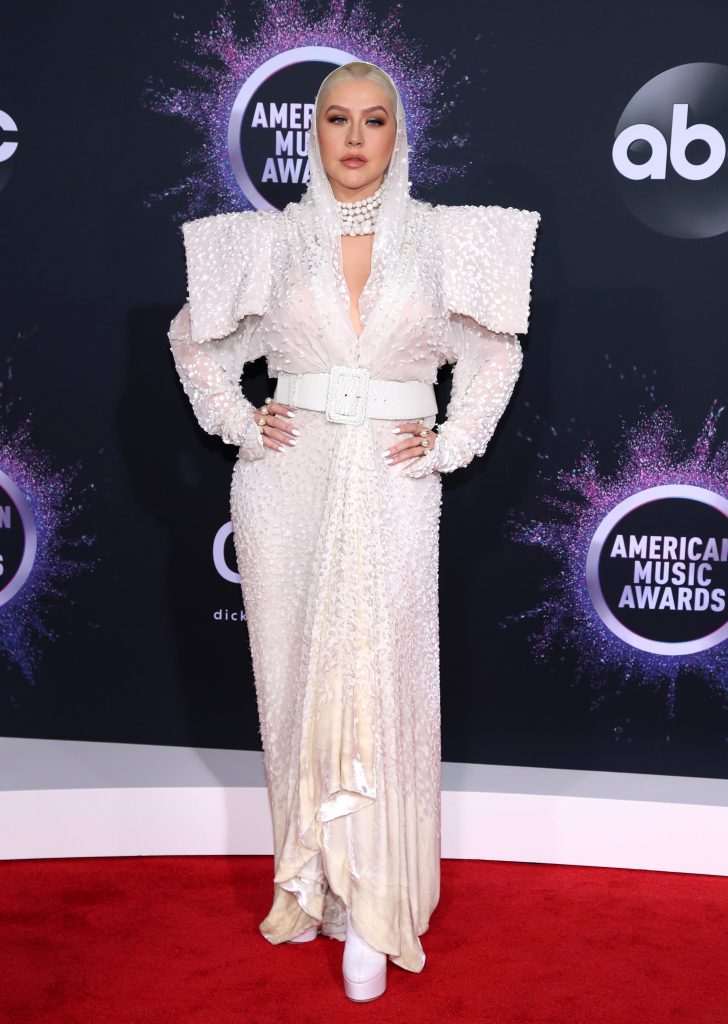 Christina Aguilera en la red carpet de los American Music Awards 2019