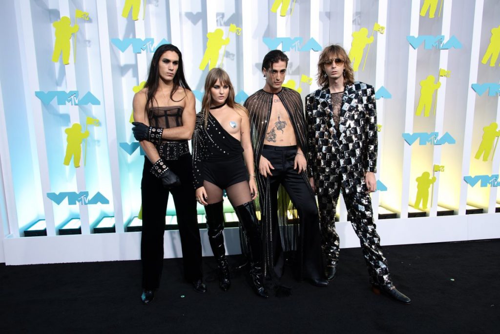 Maneskin en la black carpet de los MTV VMAs 2022