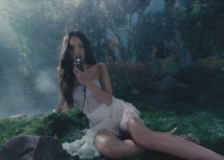 Olivia Rodrigo en el vídeo de 'vampire'