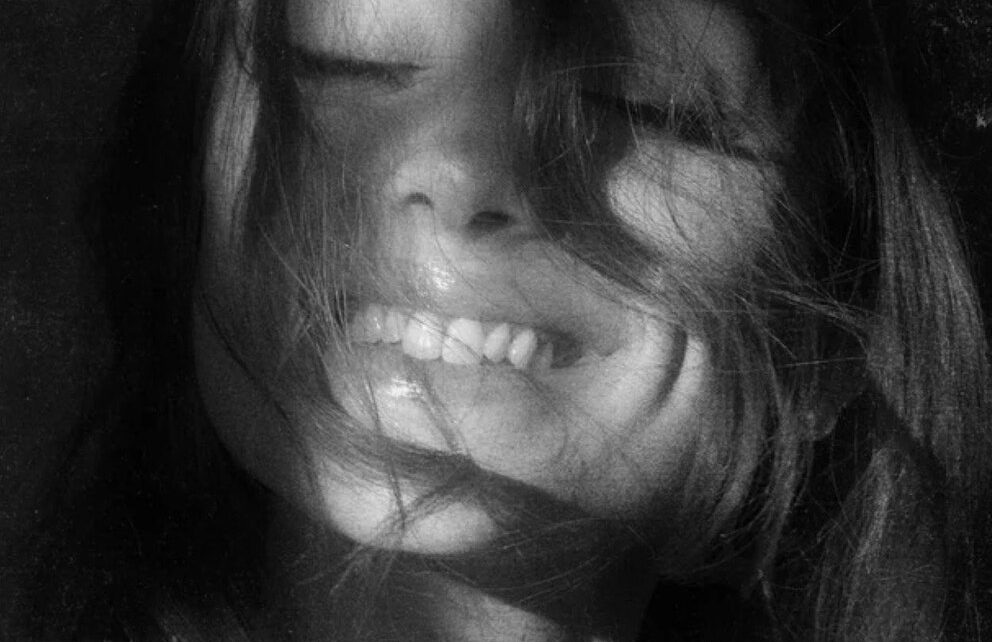 Ariana Grande - Petal (Portada)