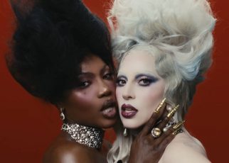 Lady Gaga y Doechii en el videoclip de RUNWAY